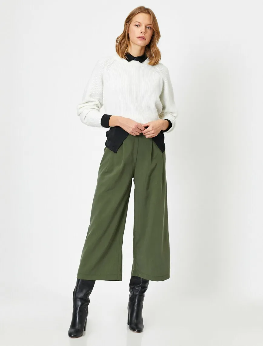 16304 Khaki Culotte Trousers