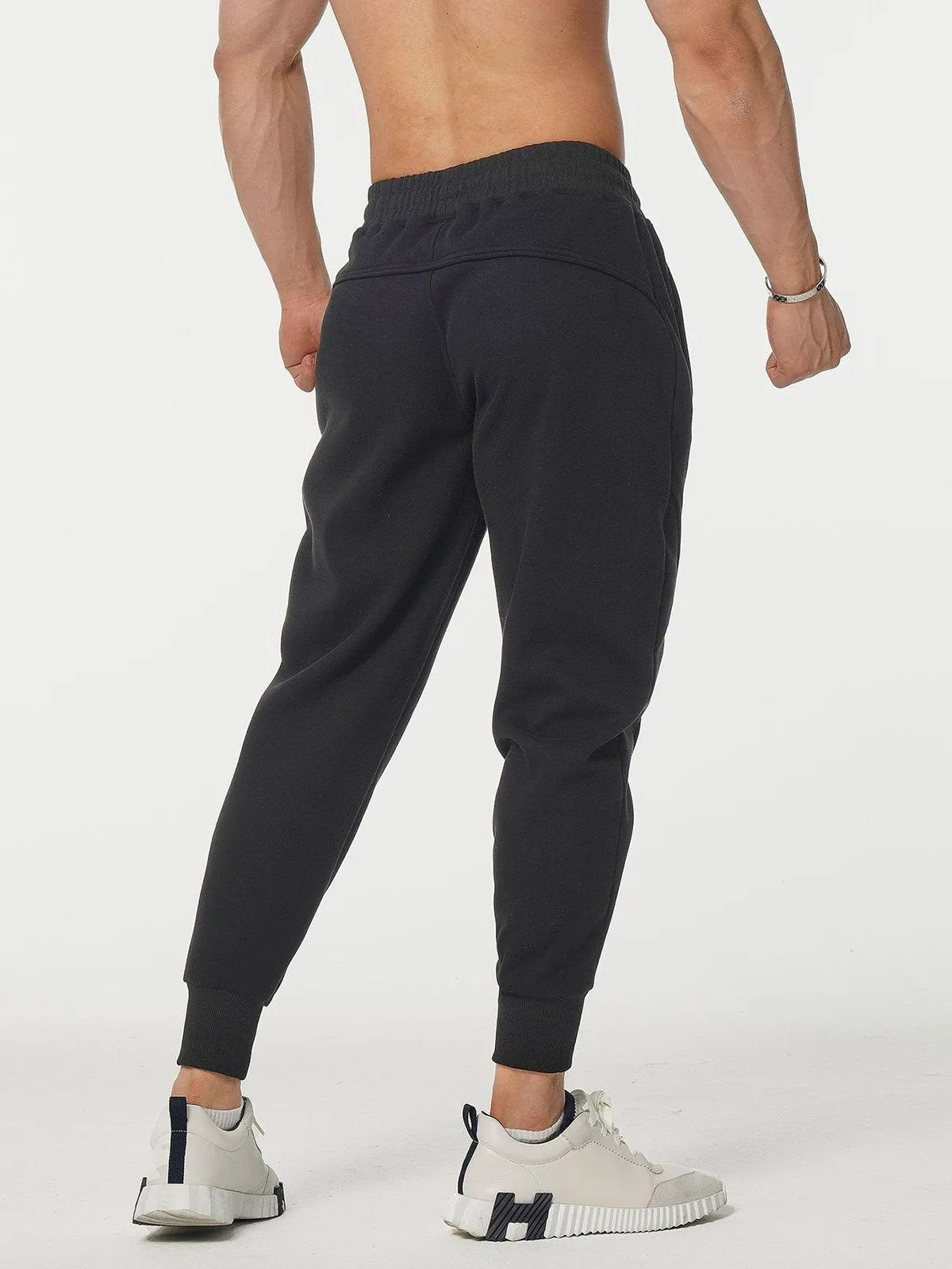 All Season Essential Kinetic Sweatpant Jogger