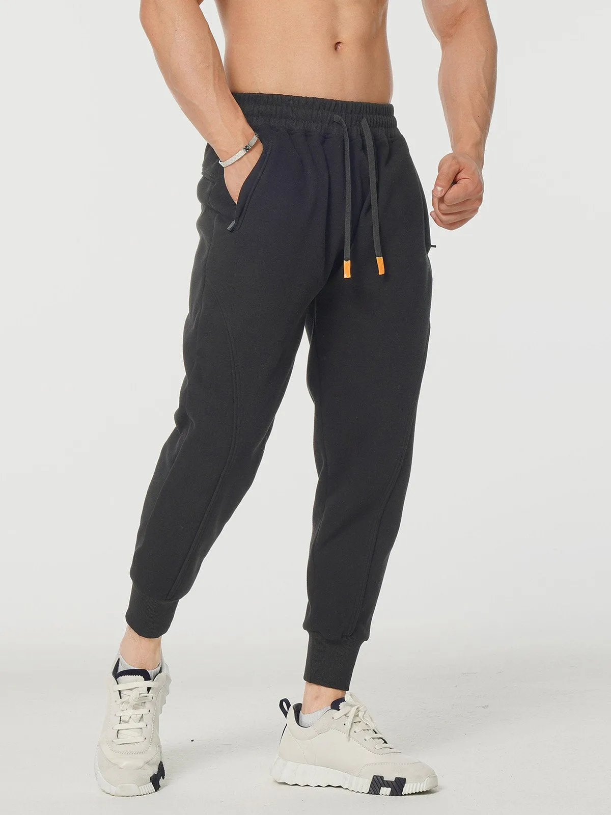 All Season Essential Kinetic Sweatpant Jogger