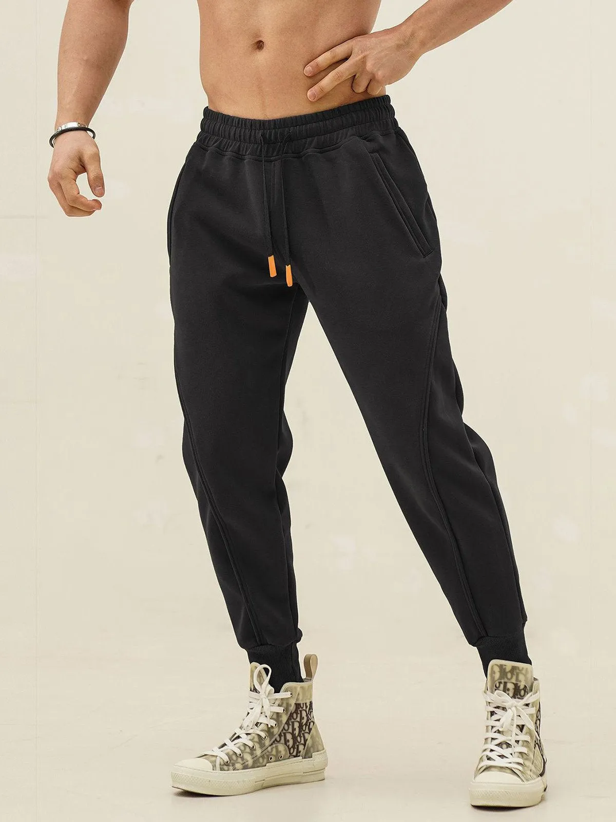 All Season Essential Kinetic Sweatpant Jogger