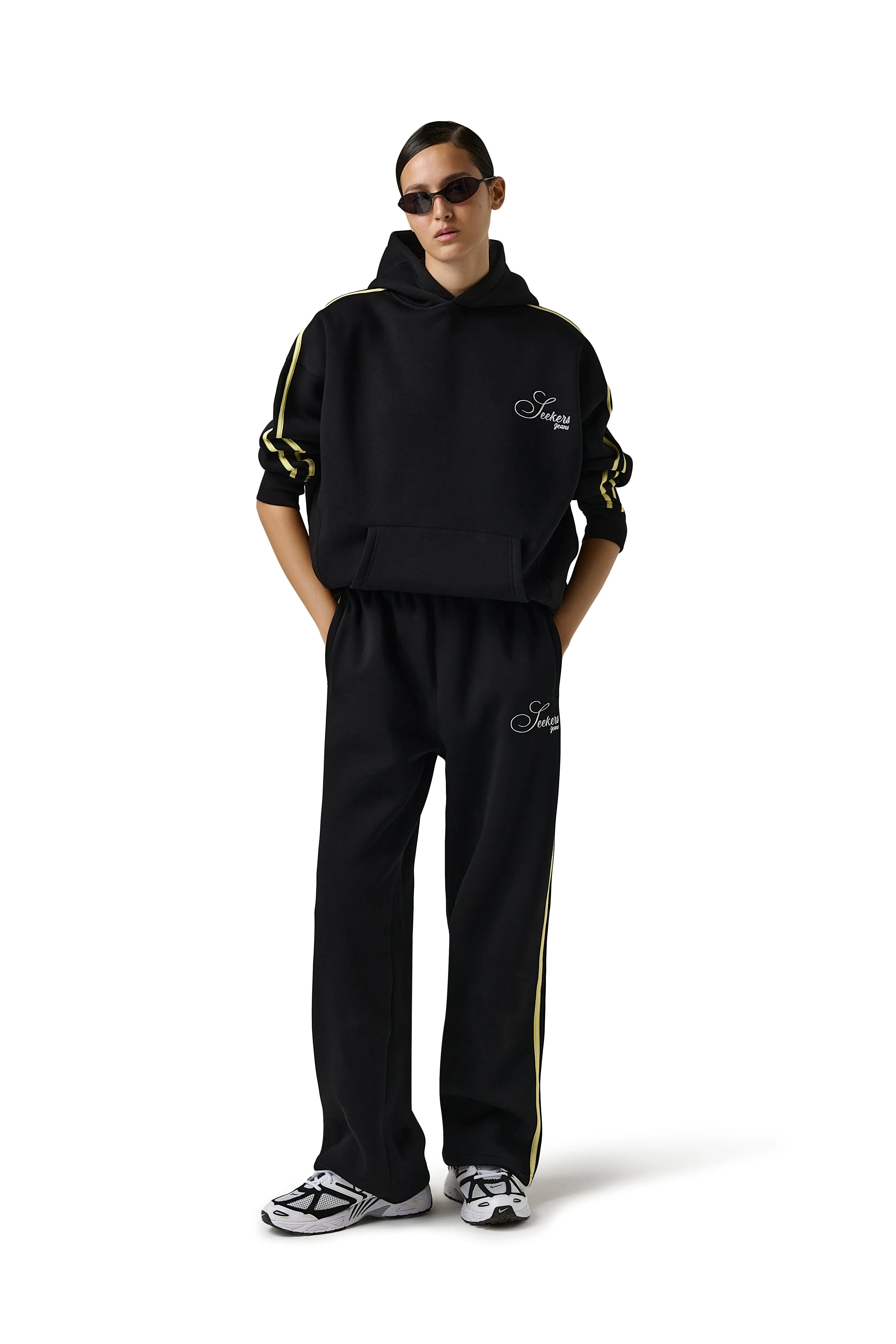 Classic Sport Wide Leg Sweatpants