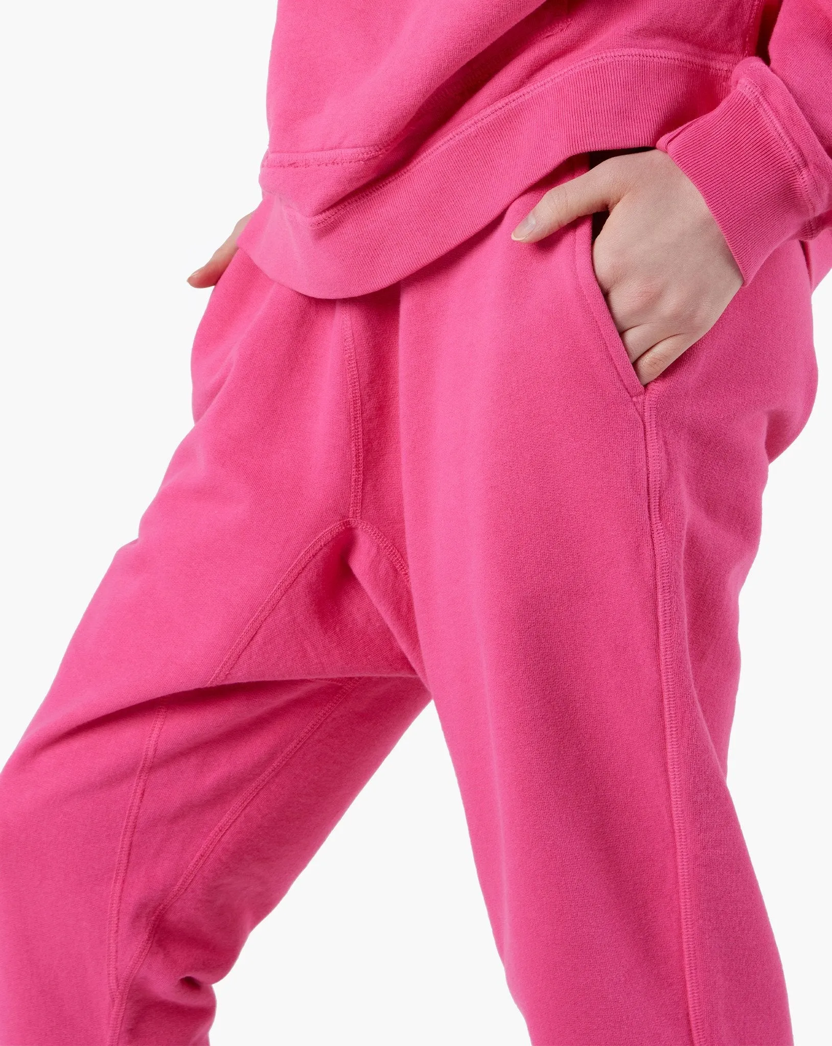 Core Jogger - Cherry Pink