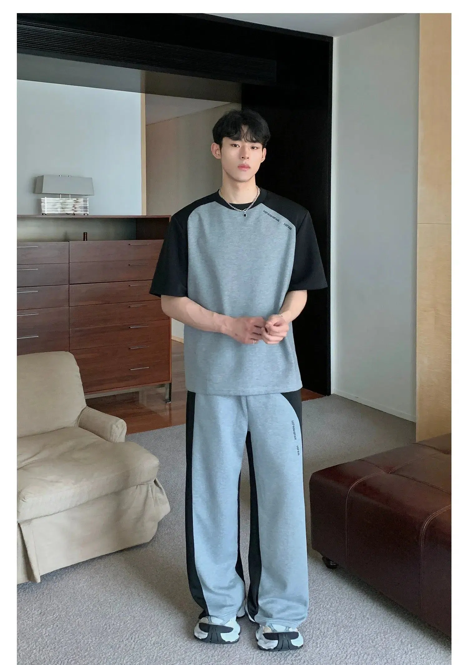 Cui Shoulder Pad Contrast T-Shirt & Sweatpants Set