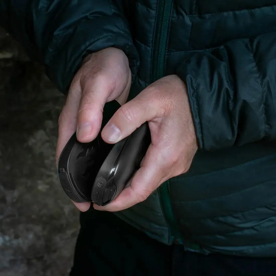 Dual-Palm Rechargeable Hand Warmers