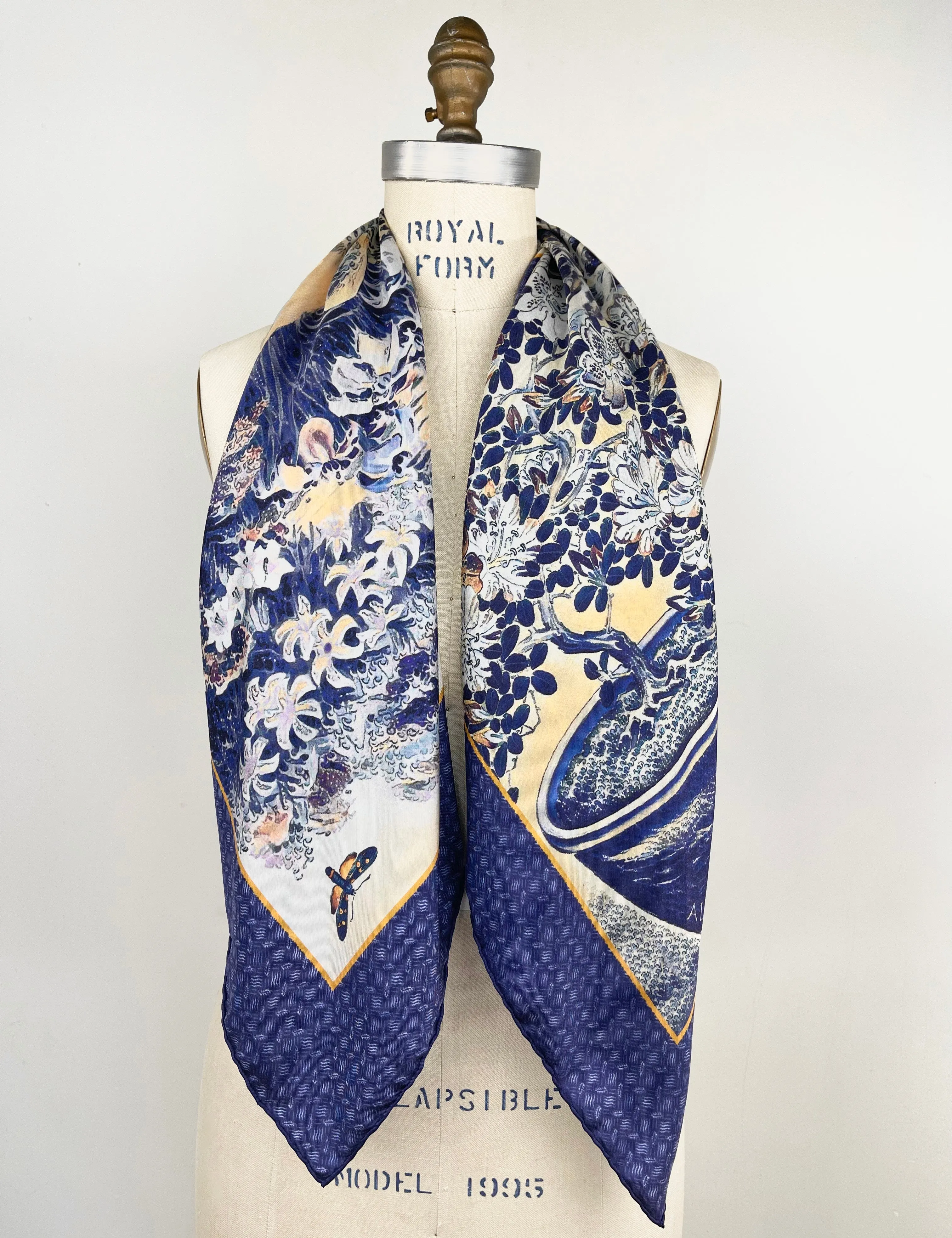 Elwyn New York Tea Garden Delight Scarf