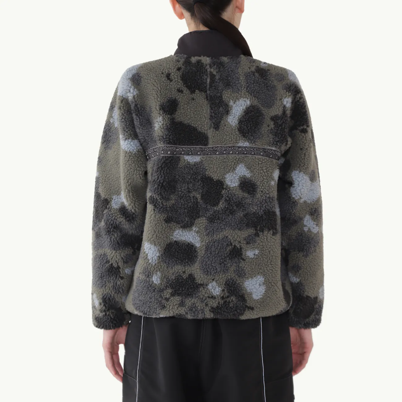 Gramicci x And Wander Women's JQ Tape Fleece Jacket - Camo