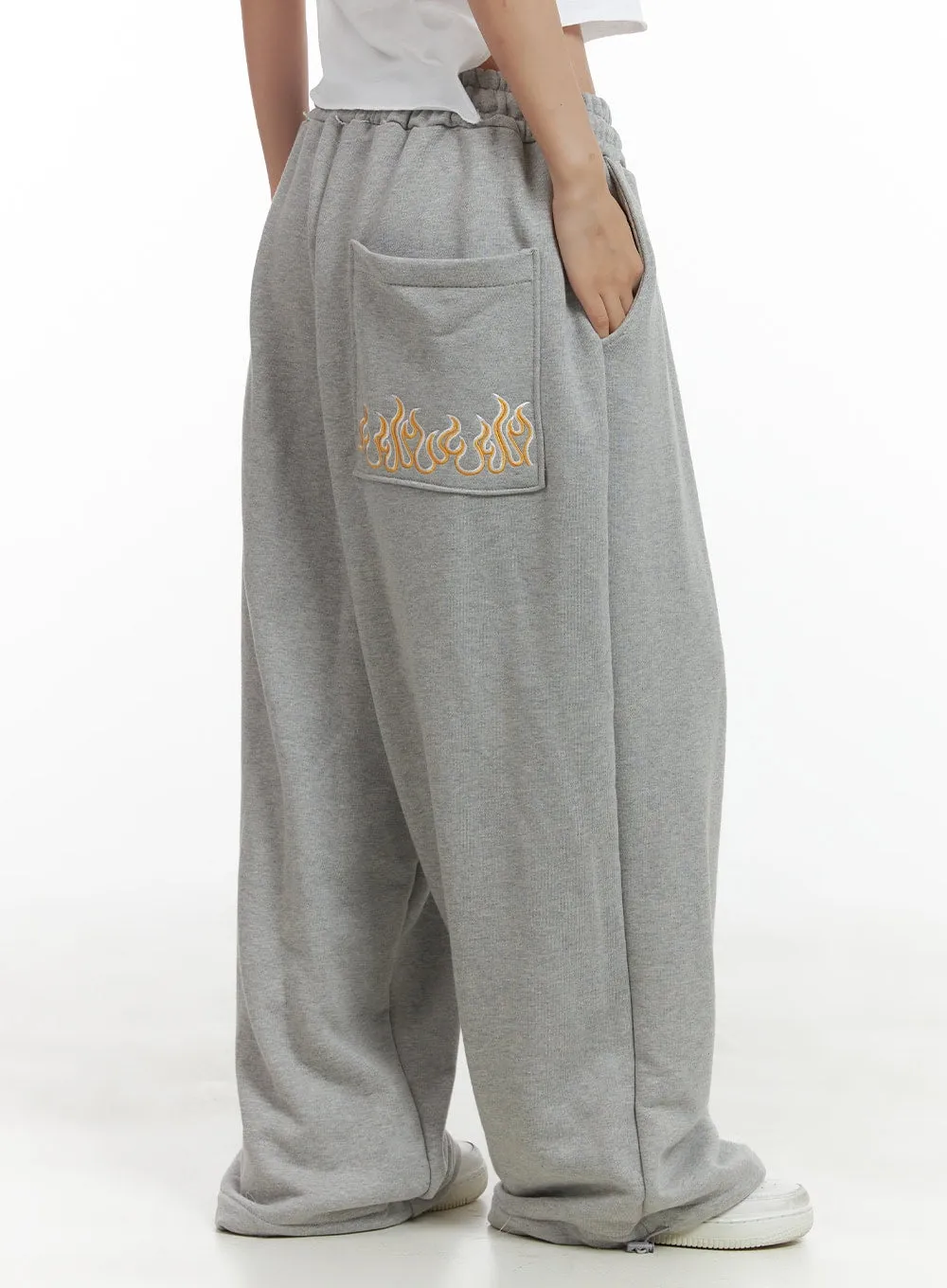 Graphic Pocket Wide Sweatpants CL417