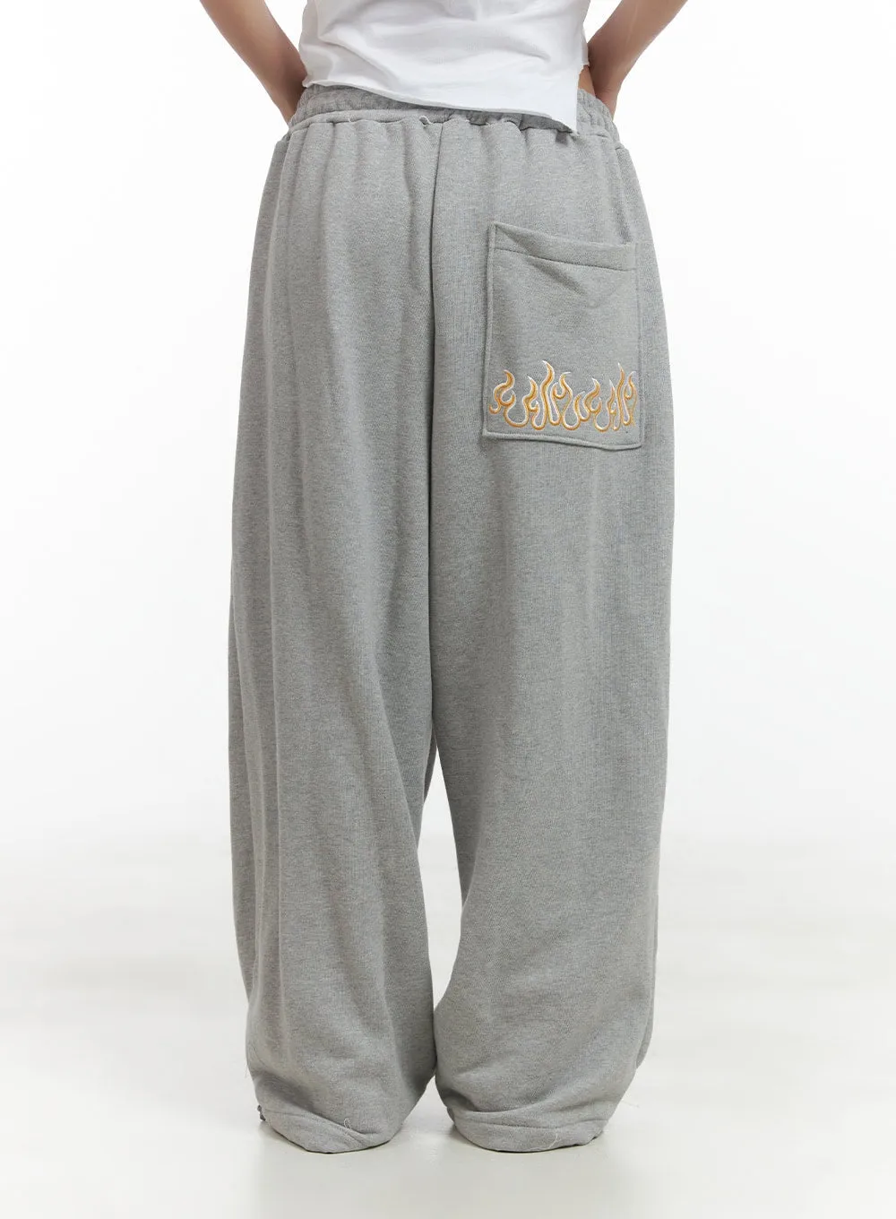 Graphic Pocket Wide Sweatpants CL417