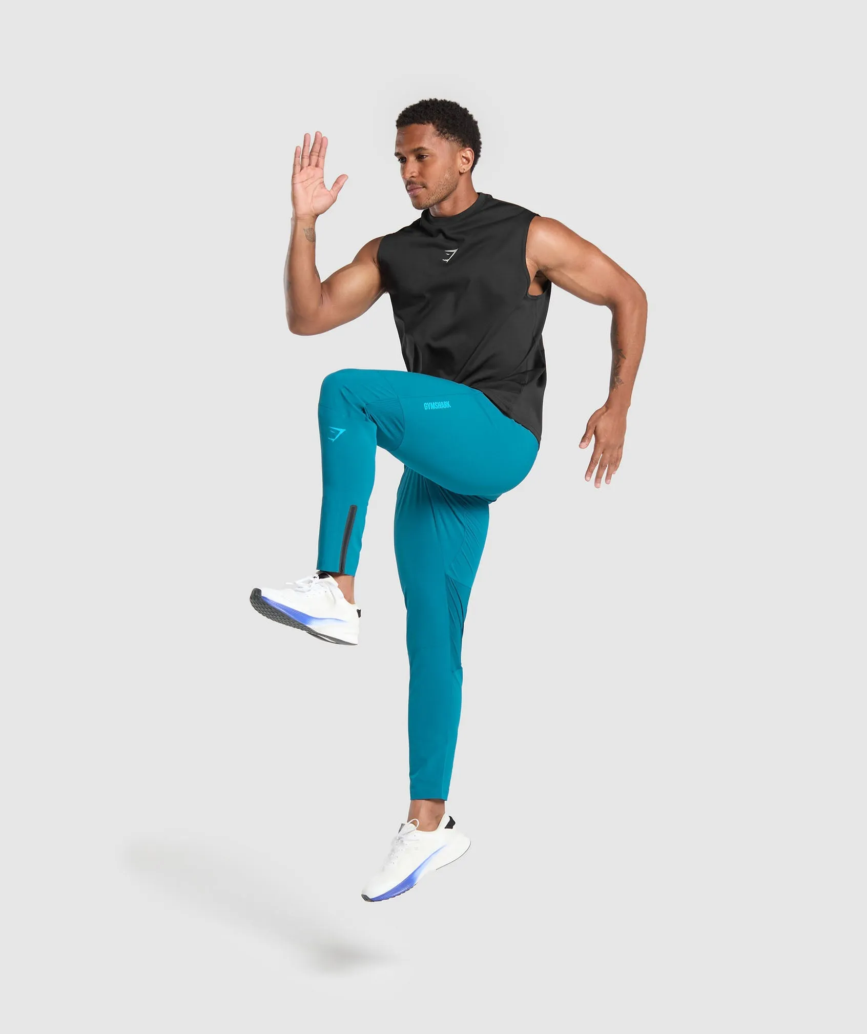 Gymshark Hybrid Woven Joggers - Atlantic Blue