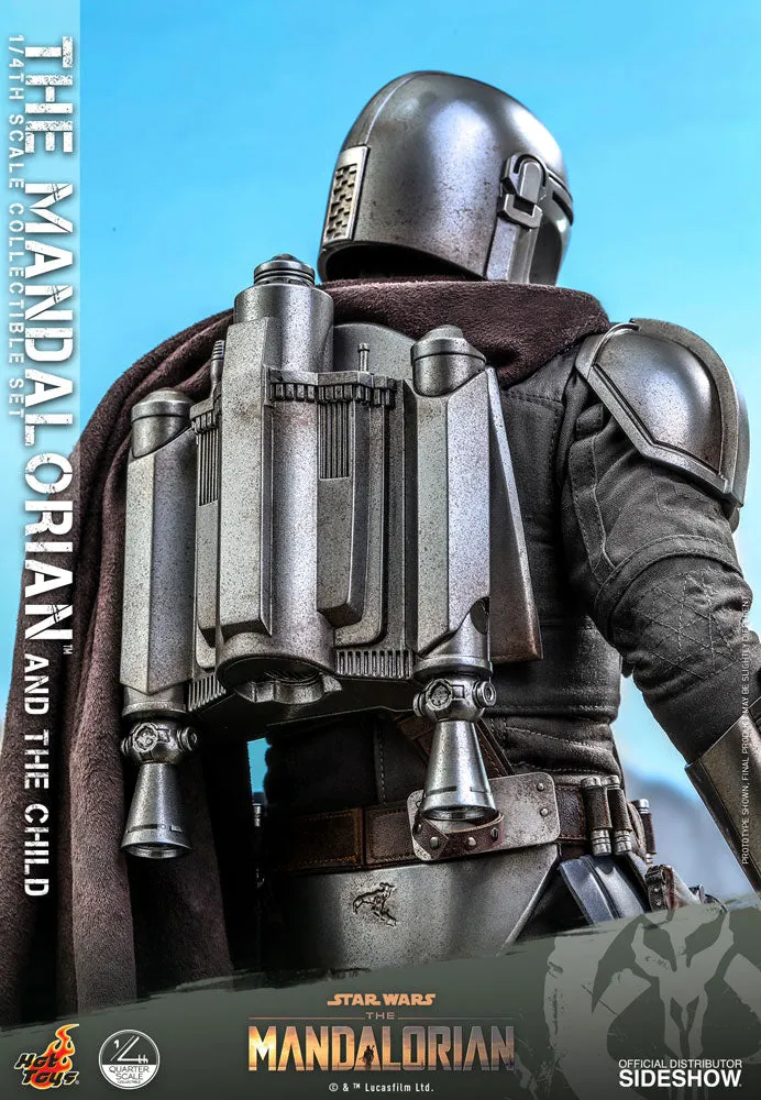 Hot Toys Mandalorian and The Child 1/4 Scale Figure Set (Display Piece)