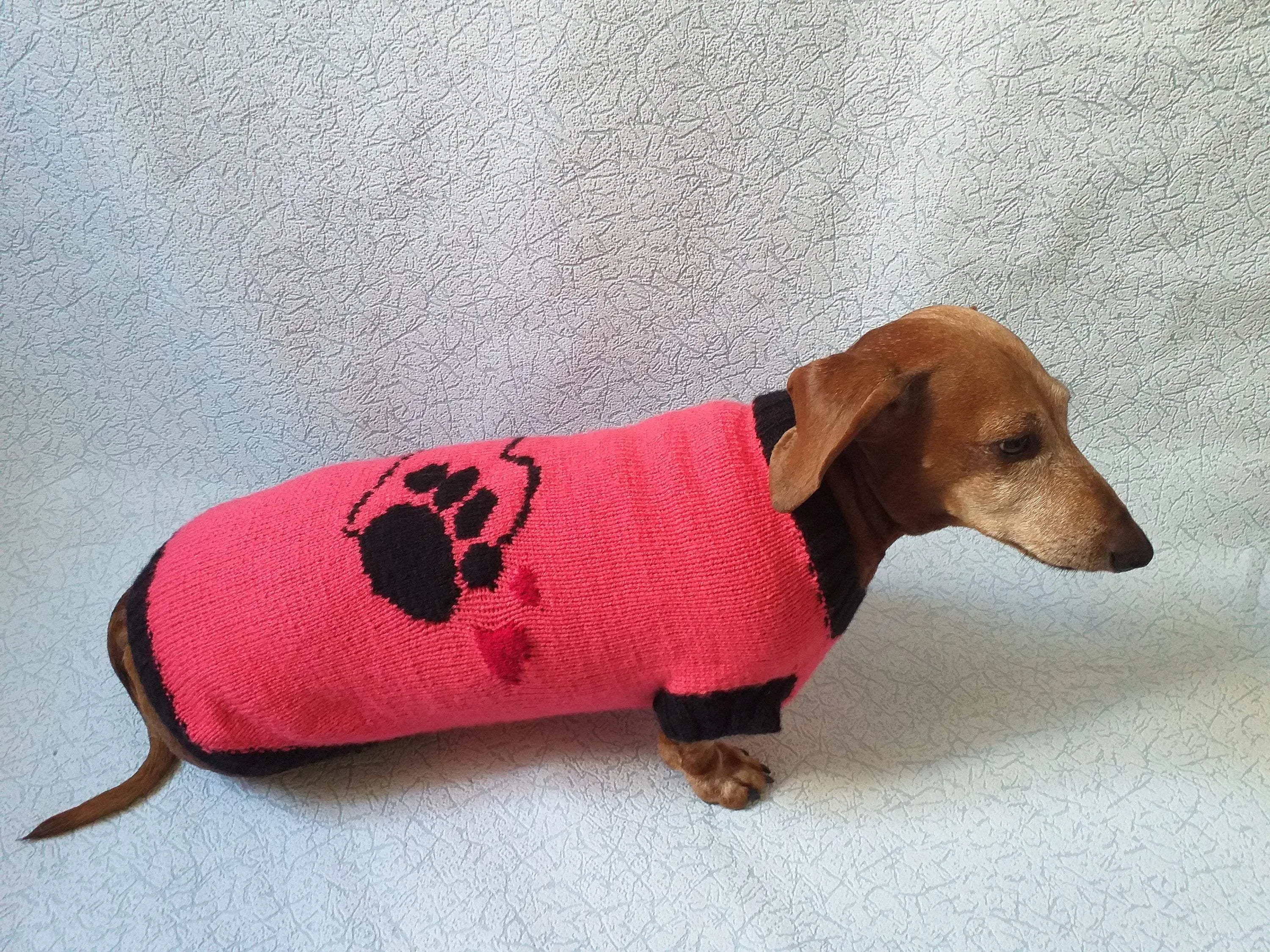 Knitted pink heart sweater for dachshund