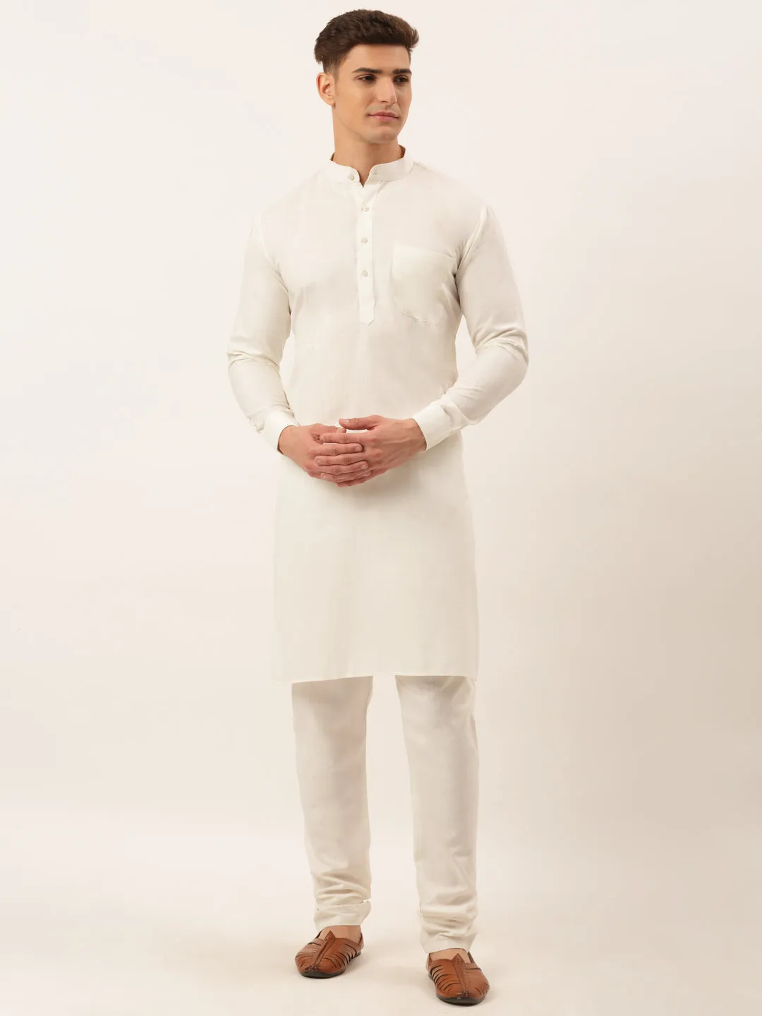 Men White Cotton Blend Kurta with Pyjamas & Green Embroidered Nehru Jacket