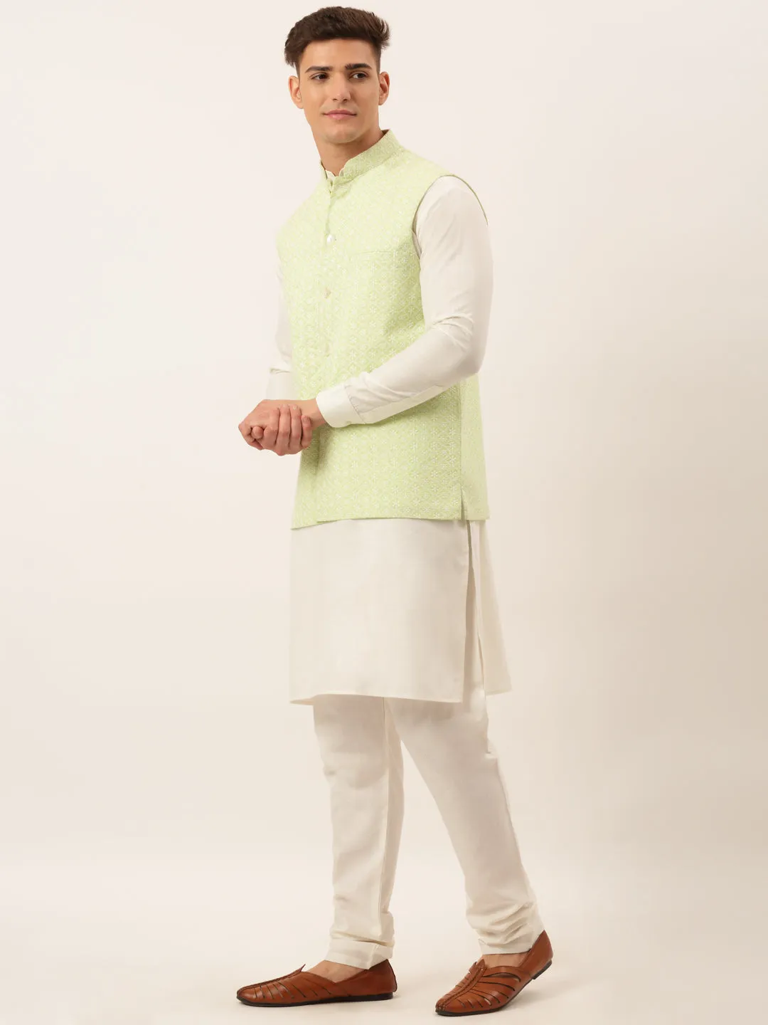 Men White Cotton Blend Kurta with Pyjamas & Green Embroidered Nehru Jacket