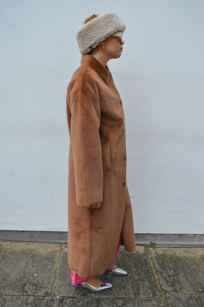 Molliolli Lungo Camel Coat