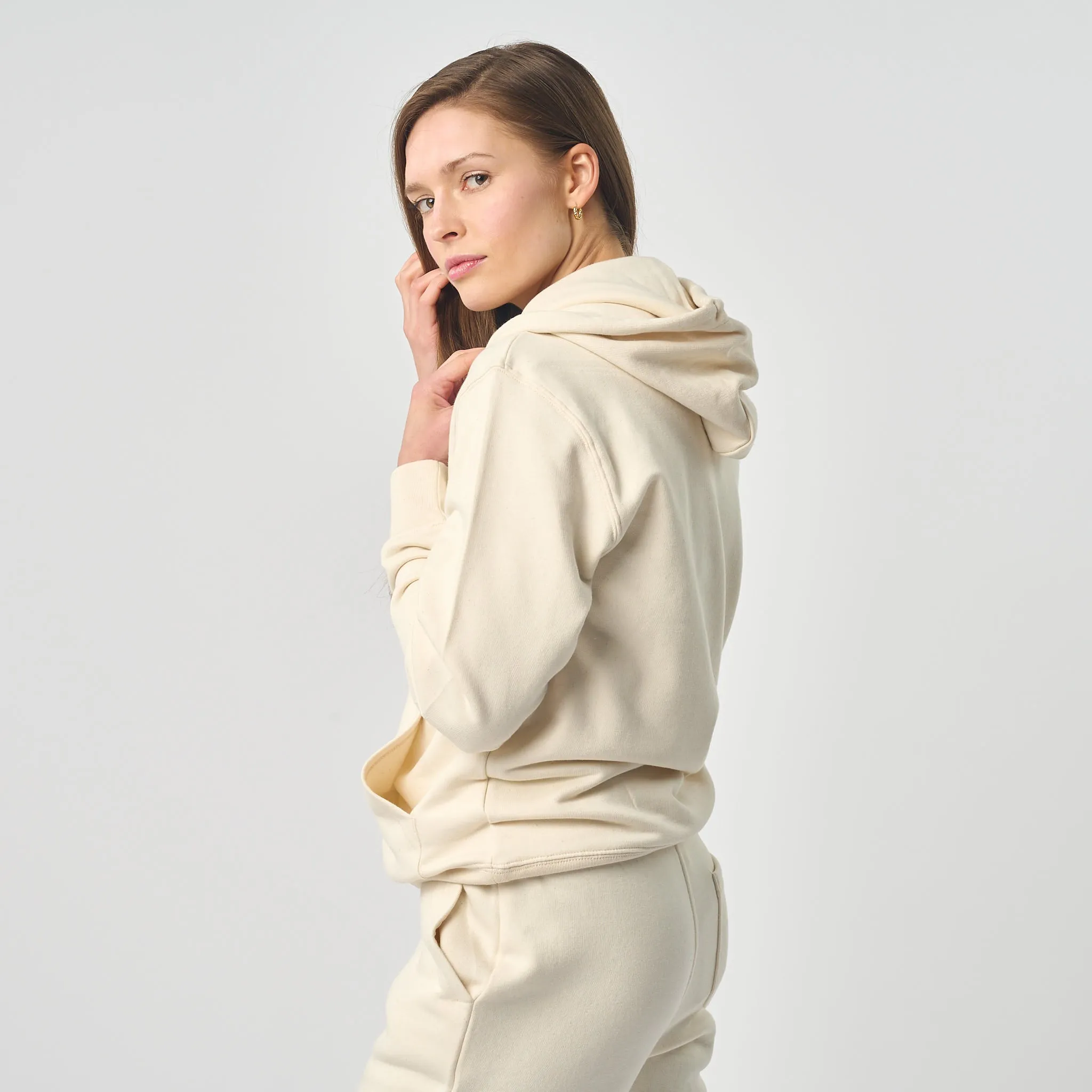 Omnitau Women's Presence Organic Cotton Medium Fit Hoodie - Cream