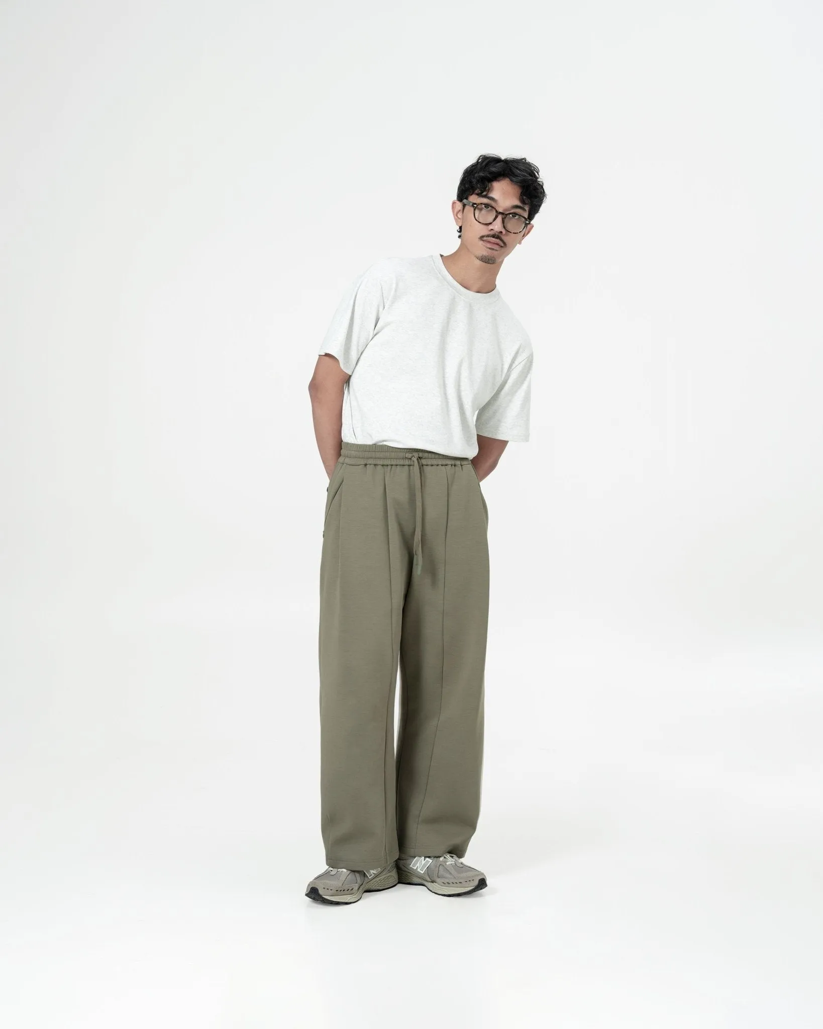 Pleated Sweatpants - Artichoke