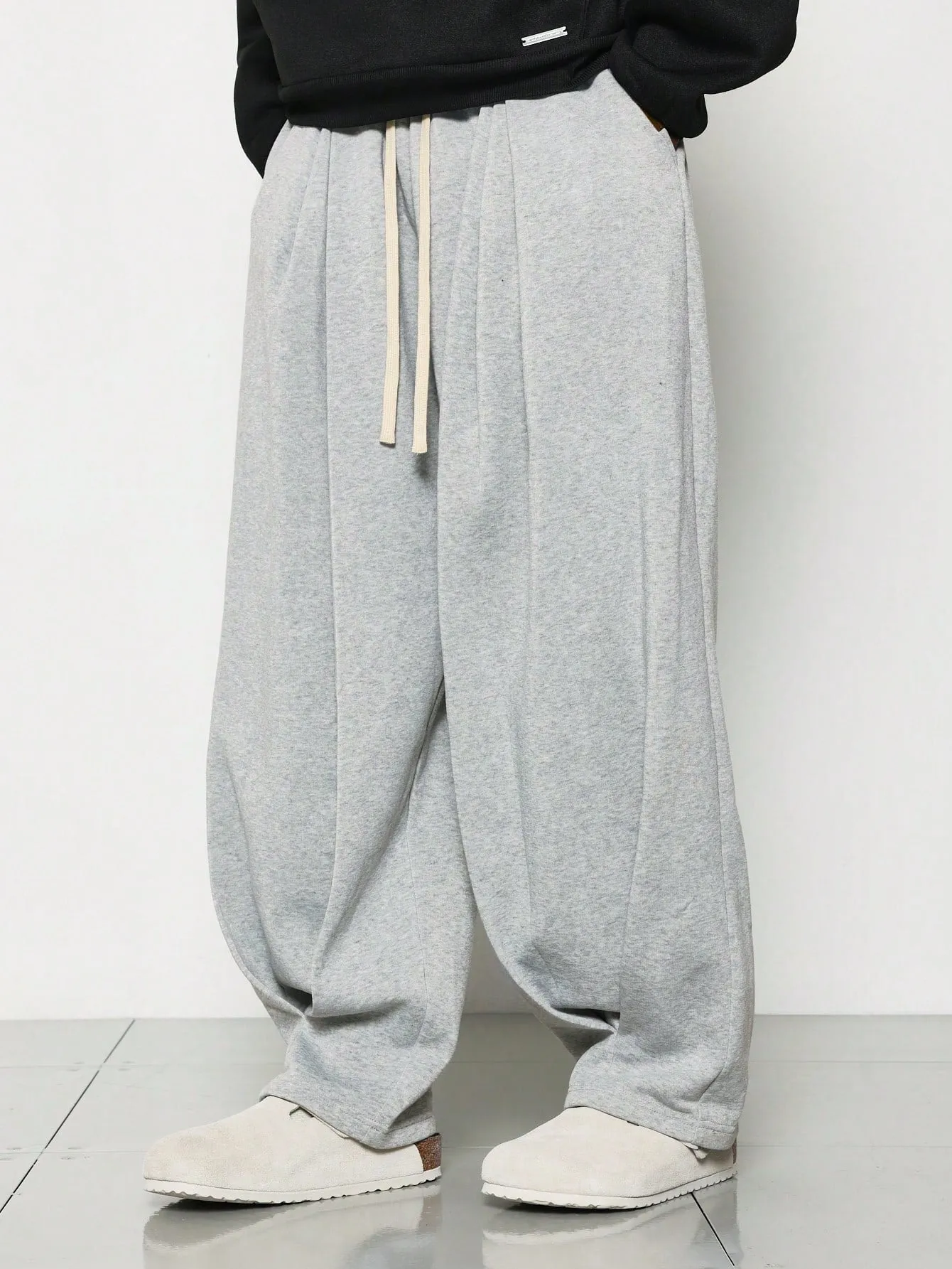 Skater Fit Sweatpants With Panel & Drawcord