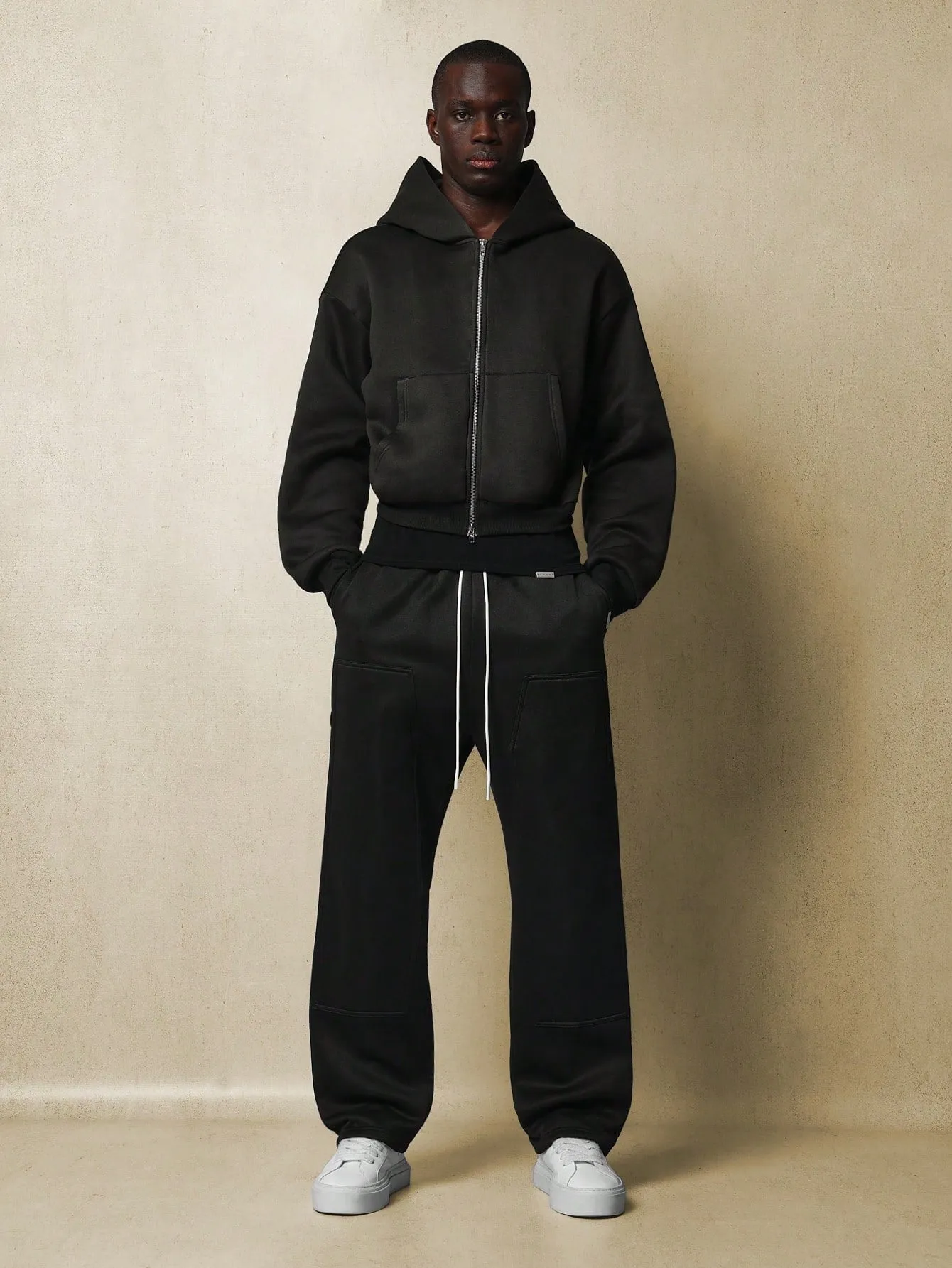 Straight Fit Carpenter Sweatpants With Drawstrings