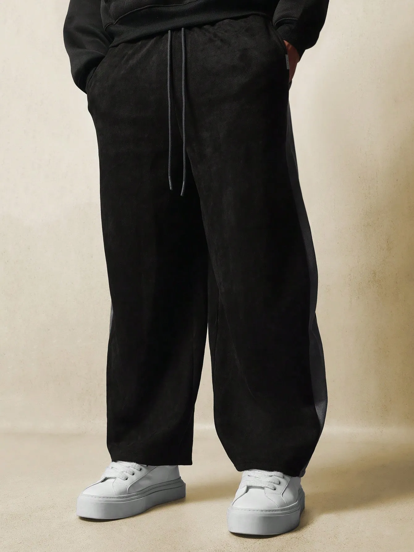 Suede Barrel Leg Essential Sweatpants With Side Panel