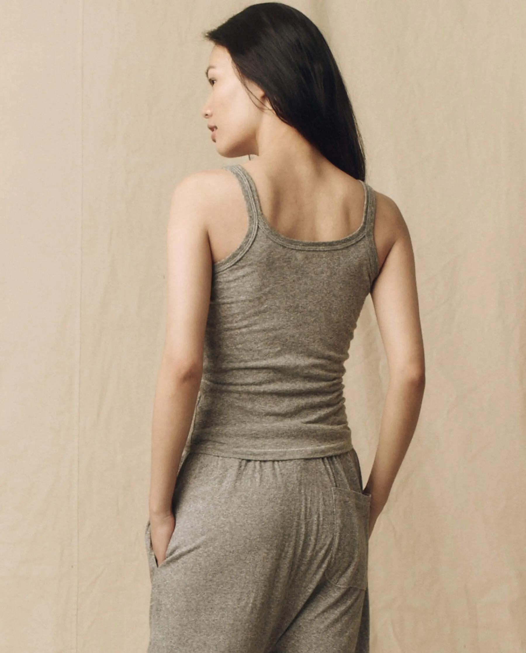 The Slim Tank. Solid -- Heather Grey