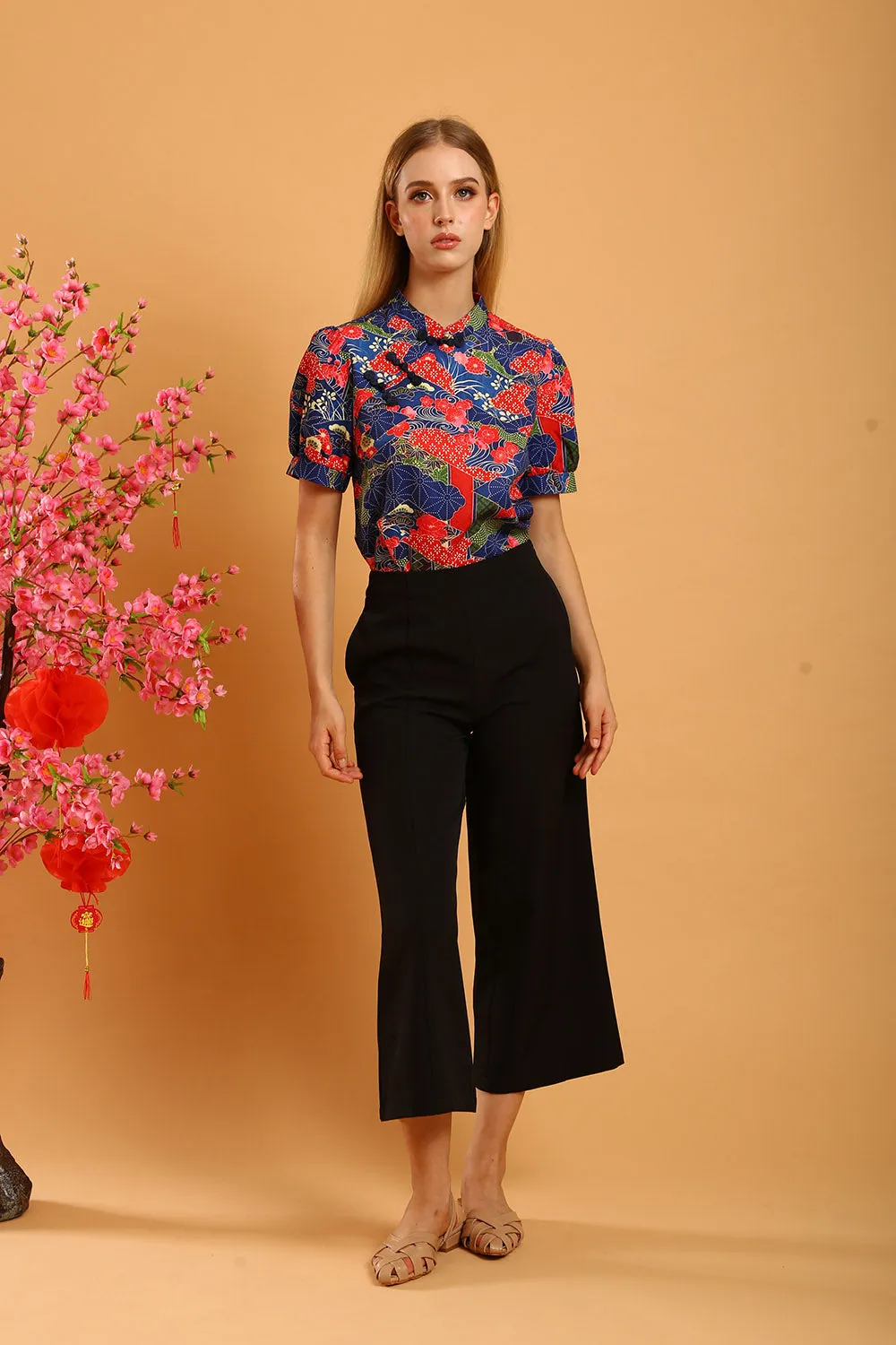 Thevor High Waist Culottes in Black