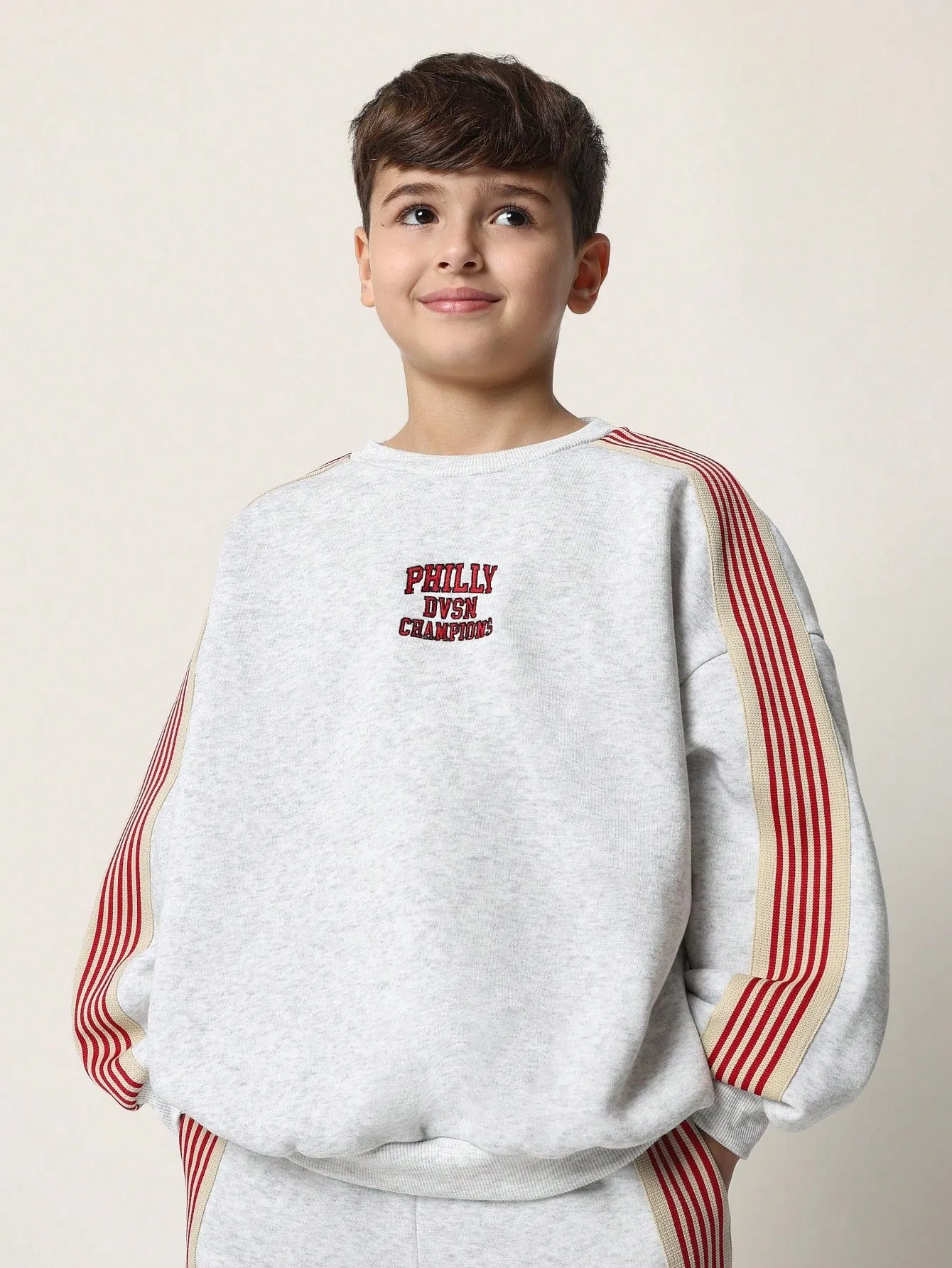 Tween Boys Comfy Crew Neck Sweatshirt And Jogger With Side Tape & Embroidery 2 Piece Set