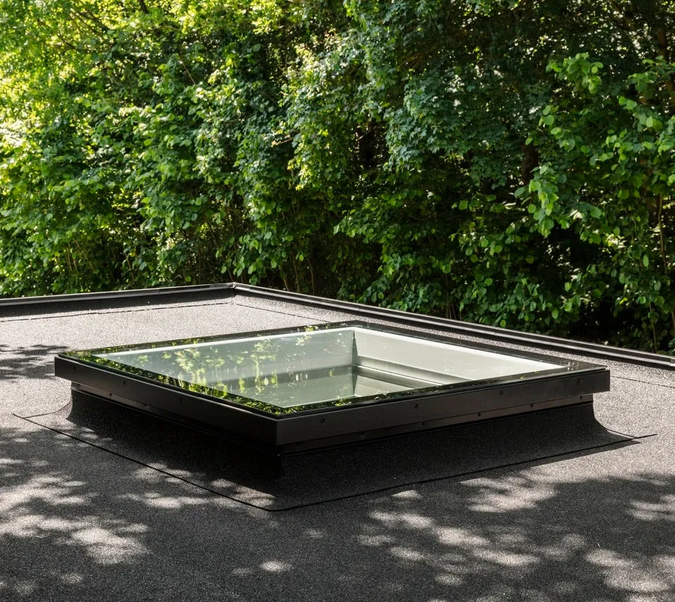 VELUX CFU 120090 S00M Fixed Flat Glass Rooflight Package 120 x 90 cm (Including CFU Double Glazed Base & ISU Flat Glass Top Cover)